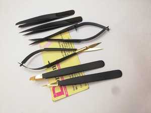 Puntas chapadas en oro con revestimiento de color, pinzas para extensión de pestañas, depilación encarnada con logotipo personalizado de acero inoxidable - Product Image 3