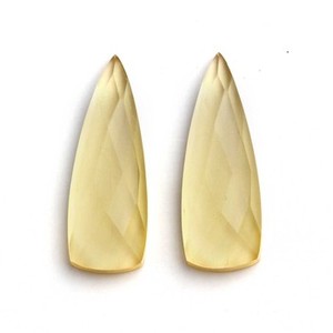 Cabujón facetado con forma de trillón de cuarzo sintético limón de 10x30mm, gema suelta para la fabricación de joyas, colgantes y pendientes - Product Image 1