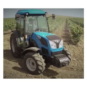 Landini Rex3 -080 durable avec un réservoir de carburant de cinquante litres et des distributeurs mécaniques arrière prêts pour la vigniculture - Product Image 1
