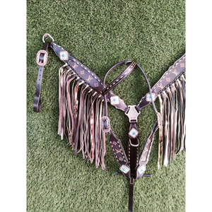 Juego de tachuelas occidentales de caballo de cuero con flecos de colores rojos y coraza de cabeza de caballo mecanizada a mano - Product Image 2