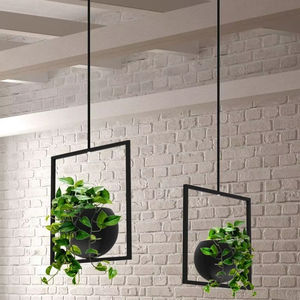 Jardinière murale contemporaine en fer, élégante, en métal, pour plantes vertes, intérieur/extérieur, balcon, jardin, accent moderne pour la maison - Product Image 1