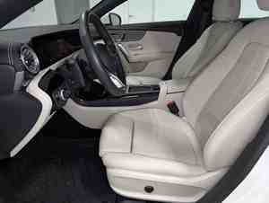 CLA 250 AWD 4MATIC Coupé 2025 Usado, Motor Híbrido Suave de 4 Cilindros en Línea Turbo de 2.0L y 221 hp - Product Image 5