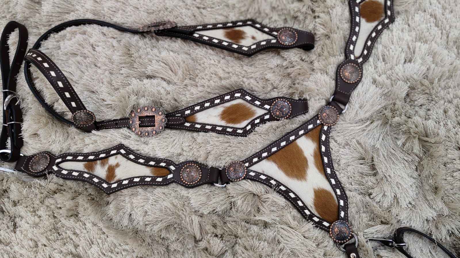 สีน้ำตาล