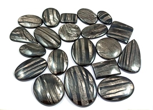 พลอยสีดำขัดขัดทรงหลังเบี้ยไฮเพอร์สทีนธรรมชาติสำหรับเครื่องประดับขนาดและรูปทรงตามสั่งสำหรับนักออกแบบ - Product Image 3