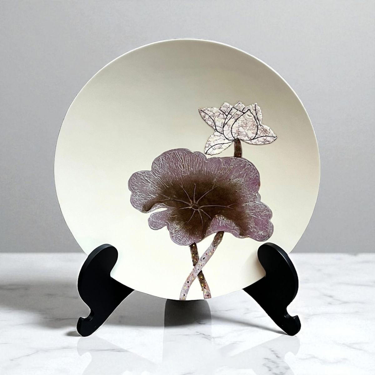 มีสีสัน