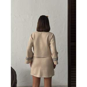 Falda de gamuza para mujer Topshow con detalle de rayas para buceo - Product Image 1