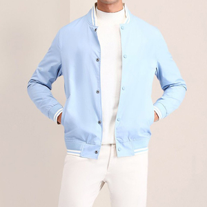 Chaqueta Varsity de Invierno para Hombre Personalizada, Cuello Alto, Logotipo Frontal, Diseño Sólido, Alta Calidad, Servicio OEM, Transpirable, de Secado Rápido - Product Image 4