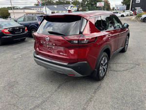 Nissan Rogue SV Usado del 2021 - Product Image 3