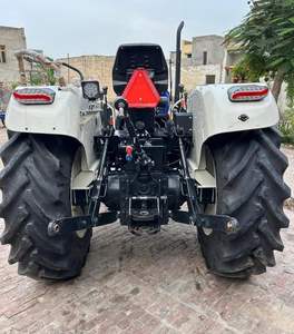 Occasion 2024 Farmtrac 6055 4x4 Tracteur à roues 65HP Gear Drive Engine & Gear - Product Image 2