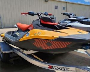 El mejor Sea-Doo Spark 2025 para 3 personas, modelo Rotax 900 ACE - 90 CONV con IBR - Product Image 1