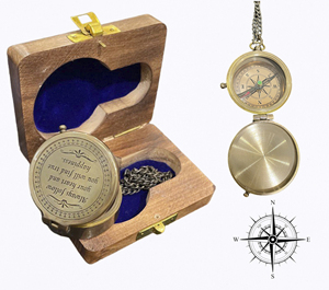 Nuevo poema de latón Brújula Náutica de latón en caja de madera Hecho a mano apuntando promoción regalo corporativo personalizado - Product Image 1