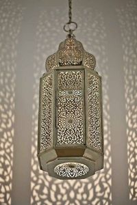 Lanterne décorative en fer de qualité pour les espaces de vie intérieurs extérieurs décoration de mariage et style d'événement avec charme rustique - Product Image 5