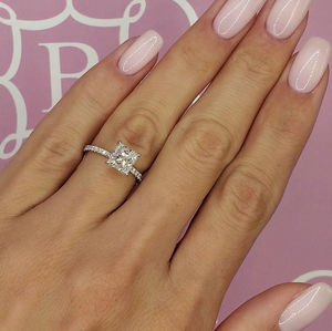 แหวนหมั้นเพชรโมอิสตัดเพชร2 CT, แหวนแต่งงาน, แหวนเพชรโมอิสซอไนท์ตัดสี่เหลี่ยม, แหวนของขวัญครบรอบ - Product Image 5