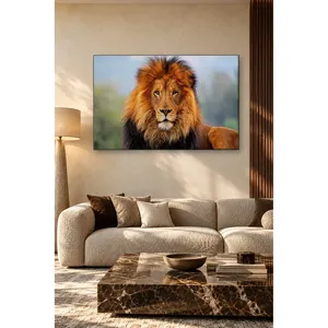 Portrait de lion roux sur fond vert, impression sur toile - Product Image 3
