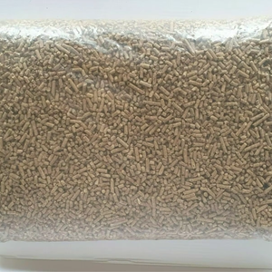 COMPRE Pellets de Madera de Pino y Abeto Clase A1 de 6 mm, Pellets de Madera Aprobados por DIN Plus y ENplus A1A2 BSL en Bolsas de 15 kg, Precio al por Mayor - Product Image 1