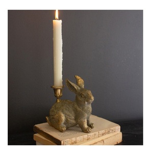 Bougeoir lapin élégant fabriqué à la main en métal Animal Decor Elegant Home Accent Tabletop Piece Gift For Special Occasion - Product Image 1