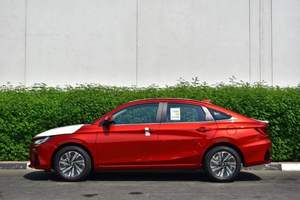 TOYOTA YARIS SEDAN - Product Image 2