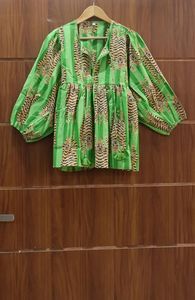 Kyra Deep Neck Top tunique Mini robe avec Tiger Block Print Woven Fabric Logo Front String Closer - Product Image 6