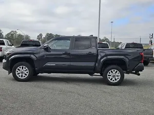 โตโยต้า ทาโคมา เอสอาร์5 ปี 2024 มือสอง - Product Image 4