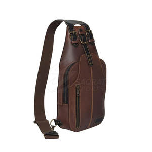 Bolso de pecho de cuero Premium con correa ajustable Bolso de pecho de cuero elegante con material duradero y diseño de uso cómodo - Product Image 1