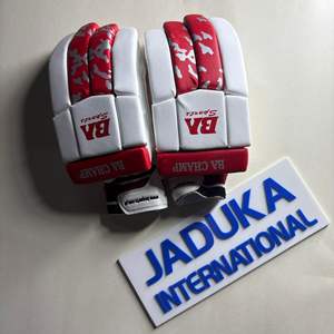 Gants de cricket de haute qualité, gants gauche et droit, nouvel article 2026, faible MOQ, style camouflage, cuir de mouton - Product Image 1