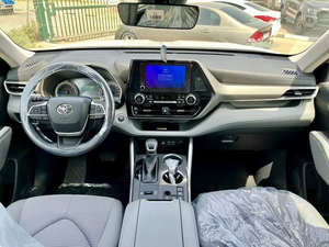 Nuevo Toyota Highlander Híbrido VXR 2025, 2.5L HEV, 4 Cilindros. 240 HP AWD E Four con Modo Trail ECVT - Product Image 3