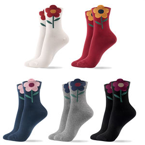 Calcetines de Algodón para Mujer Kikiya, Calcetines Deportivos Transpirables con Estampado Floral, Grosor Estándar, Diseño Bonito y Grande para Uso Diario - Product Image 6