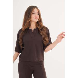 Blusa de Manga Corta para Mujer con Cuello Camisero Color Café, Venta al por Mayor de Blusas y Camisas - Product Image 4