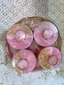 100% ensemble de quatre pots de qualité supérieure et plateau décoratif en résine couleur rose - Product Image 6