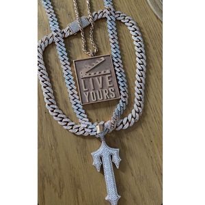 Collar de cadena cubana de 15mm de calidad superior estilo Hip Hop con colgante de espada cruzada de diamantes de imitación en oro blanco - Product Image 2