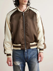 Ensemble coupe-vent de sport à rayures personnalisé de 2 pièces, jogging coupe-vent unisexe avec écusson en nylon, survêtement universitaire et short pour hommes - Product Image 5