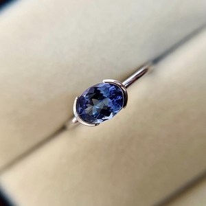 Lunette élégante Bague solitaire tanzanite Plaqué or 14 carats Fiançailles minimalistes Pierre de naissance de décembre Bijoux fins - Product Image 4