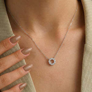 Pendentif minimaliste en argent Hallmark Holo Twinkle avec sertissage clos de diamants, bijoux en or rose plaqué rhodium, breloque à motif numérique - Product Image 1