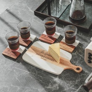 Tabla de cortar de madera de acacia con logotipo personalizado para uso en cocina con cuchillo para queso de acero inoxidable y servicios completos de fabricación ODM - Product Image 6