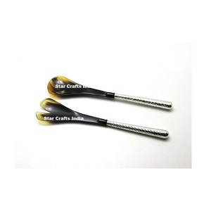 Cuillère en corne de style américain, de qualité supérieure, faite à la main, écologique, résistante au lave-vaisselle, ensemble de cuillères à salade pour les fêtes, prix de gros - Product Image 2