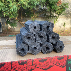 Greenlife Asia Le charbon de bois dur écologique fabriqué à la machine à partir de sciure de bois du Vietnam - Product Image 5