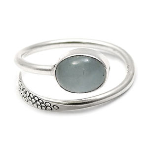 Luxe 925 Sterling Silver Moon Stone Gemstone Élégant Empilable Birthstone Ring Fine Bijoux Faits À La Main Pour Les Femmes En Gros OEM - Product Image 1