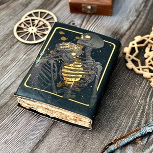 Libro de Hechizos DE LAS Sombras Diario de Cuero con Espiral y Costura de Sillín Libro de Hechizos Impreso Grimoire Notebook - Product Image 5