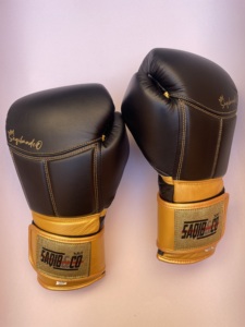 Gants d'entraînement à crochet et boucle, gants de boxe en cuir de haute qualité et gants de boxe en or métallique pour la boxe et le kickboxing - Product Image 6