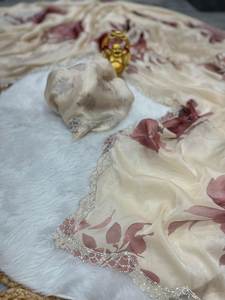 Saree en soie de l'espace doux indien avec saree de travail de jarkhan avec saree de mariage pakistanais et saree de concepteur de vêtements de fête. - Product Image 2