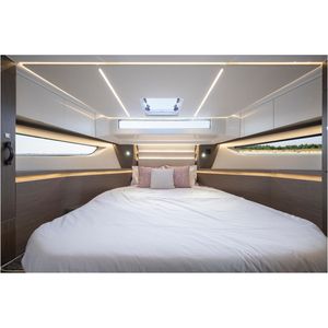 Bateau à moteur de luxe Jeanneau Merry Fisher 1295 Coupe - Product Image 5