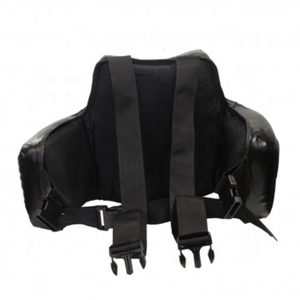 Protection Thoracique de Boxe pour Hommes de Haute Qualité Logo Personnalisé Vêtements de Sport Fabriqués en Cuir PU de Meilleure Qualité Équipement de Sécurité pour l'Entraînement - Product Image 5