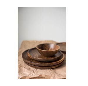 Assiette et vaisselle en bois fruits pour fête de mariage avec vaisselle taille différente et couleur bois naturel - Product Image 3