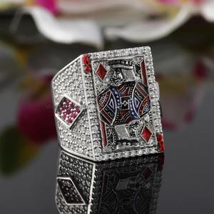 Anillo de Diamantes con Diseño de As de Picas para Hombre con Circonita Cúbica |   Joyería Plateada de Lujo Moderna con Incrustaciones de Diamantes Estilo Hip Hop - Product Image 2