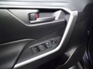 Toyota RAV4 Prime AWD SE 4dr SUV 2021 Usado en Excelentes Condiciones a Precio de Mayoreo, Bajo Kilometraje, Sin Problemas Mecánicos, Listo para Conducir - Product Image 6