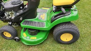 Wholesale Grass Cutter NEW John Deer X127 Model 2023 Lawn <b>Tractor</b>, <b>Ride</b>-on Mower John Deer X127 Lawn <b>Tractor</b> - Product Image 5