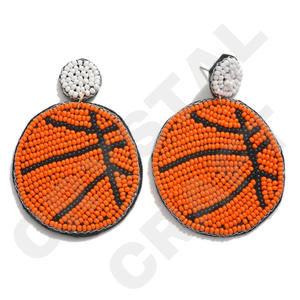 Pendientes de baloncesto con cuentas Vintage para mujer Color patriótico naranja blanco azul para boda o día conmemorativo - Product Image 1