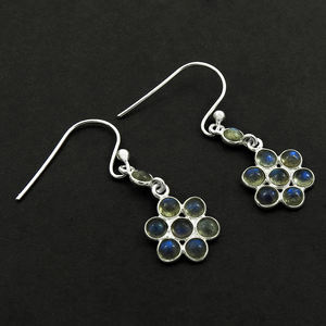 Cadeau pour elle Boucles d'oreilles ethniques en argent sterling 925 en forme de fleur en labradorite naturelle Fournisseurs de bijoux de Bohème faits à la main - Product Image 3