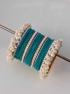 Conjunto de Chudiyan de terciopelo con diseño de Hip Hop Vintage ligero más buscado para mujeres indias paquistaníes, brazaletes de moda para boda - Product Image 4