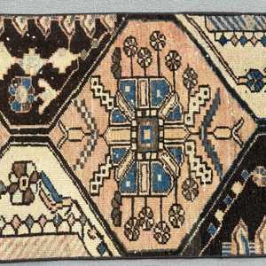 Petit tapis vintage de 1,7 x 3,1 pieds, tapis turc oriental brun - Product Image 3